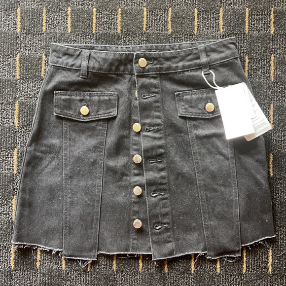 Button Fly Mini Skirt - Picture 3 of 4